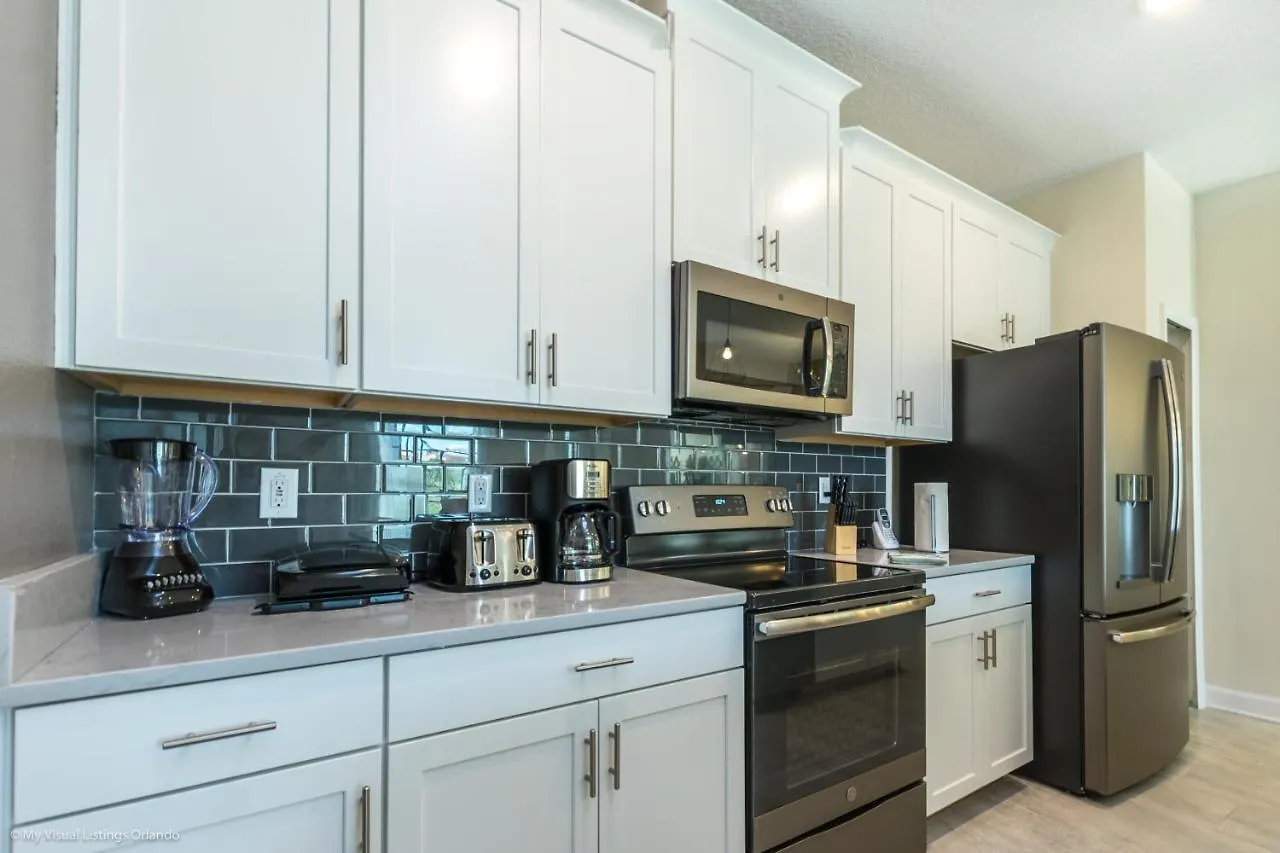 Casa de Férias Lovely Town Home With Splash Pool Davenport